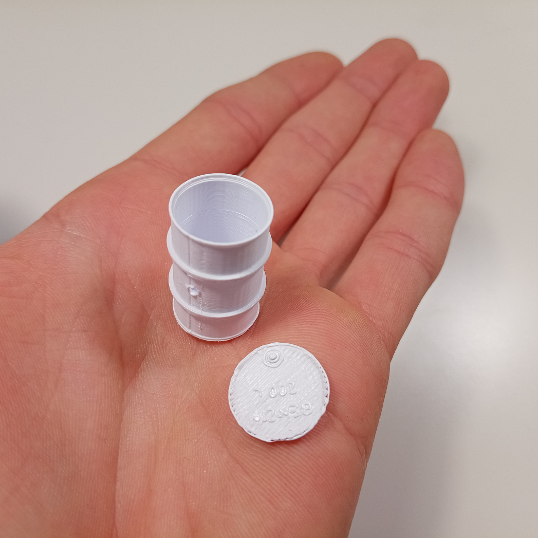 WWI German Fuel Drums – 200L Benzin Barrels (Open & Closed) - Image 3